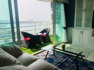 View Talay 6 Pattaya Beach Apartment by Honey