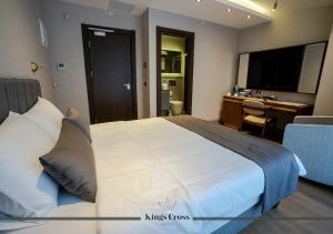 Deluxe Suite room in Kings Cross Hotel Istanbul