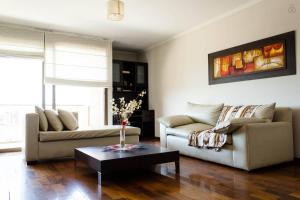 Departamento enorme sobre Cañada Patio Olmos