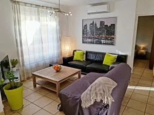 Moderne appartement pres de centre - مارتيغ