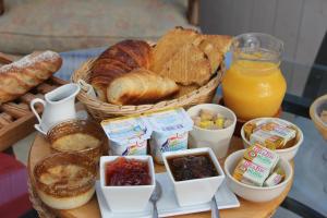 B&B / Chambres d'hotes Chambre d'Hotes aux Sables d'Olonne : photos des chambres