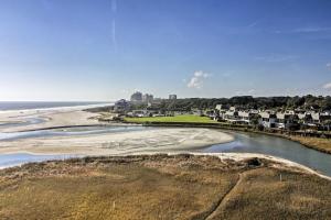 Ocean Views and Amenities Sands Beach Club Condo!