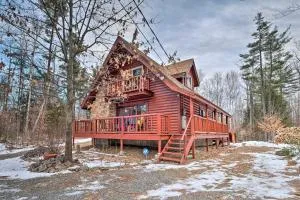 Secluded Johnsburg Retreat with Hot Tub and Fire Pit - Johnsburg