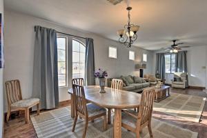 Pet-Friendly Retreat about 6 Mi to Downtown Phoenix!