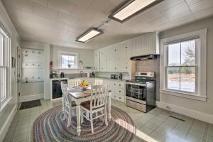 Historic Waldoboro House Near Lakes, Boating, Etc!