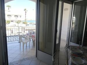 Casa Vanessa Modern one-bedroom apartment with sea view in central Otranto