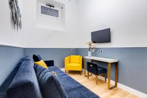 Glamour Studio - Spanish Steps