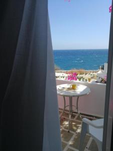 Vrohaki Studios & Rooms Paros Greece