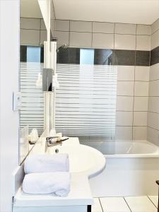 Hotels Hotel Jules : photos des chambres