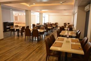 TreeHouse Morina, Vithalapur