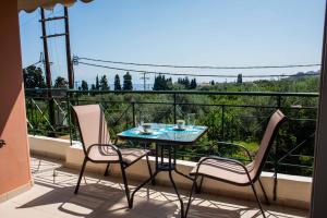 Lovely Apartment Next to the Sea Lygia Korinthias