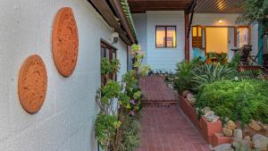 Mountain View Cabana