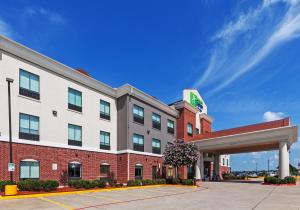 Holiday Inn Express Sealy, an IHG Hotel