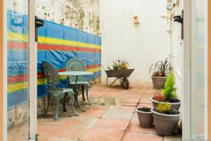 Seafront Apartment with Garden