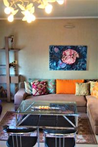 Infinite Blue, Horizon, Elegance, Hospitality