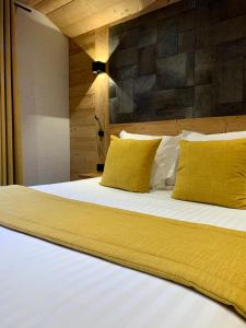 Hotels Hameau des Prodains - Hotel : photos des chambres