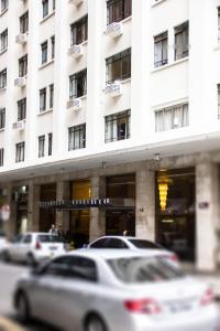 HOTEL DEL REY CURITIBA by POTY - NA FAMOSA RUA XV DE NOVEMBRO