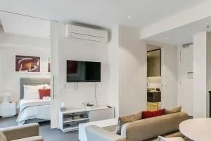 Luxury 2 bdrm in Watson at Walkerville with Balcony, FREE carpark, near Adelaide CBD - Teatree Gully