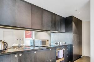 Luxury 2 bdrm in Watson at Walkerville with Balcony, FREE carpark, near Adelaide CBD