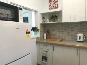 M207 West Perth Studio Apartment near Kings Park