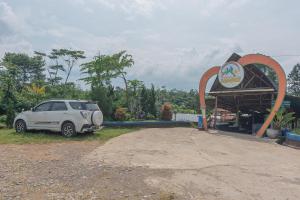 RedDoorz Resort Syariah @ Batu Apung Purwakarta