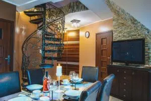 APARTAMENT PIOTR i PAWEŁ 8 os KRYNICA MORSKA DELUXE 2 poziomy - 卡迪尼