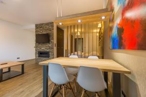 Silver Sunrise studio in Silver Mountain