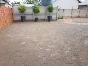 A’ La Maison Guesthouse