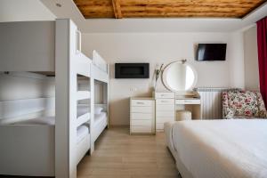 Family Junior Suite room in Archontiko Liamas