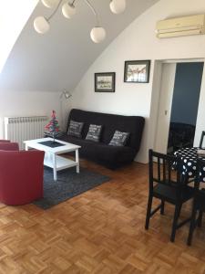 Apartman Lara ***