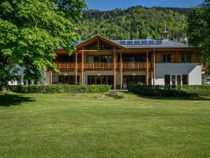 3 star pansion Seevilla Ossiacher See Steindorf am Ossiacher See Austria