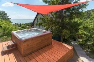 Soós Villa Balaton - Becehegy
