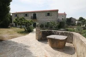 Apartments Tarragon - Ugrinići