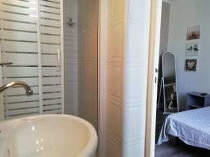 Hotels Le Chalet : Chambre Double - Vue sur Jardin