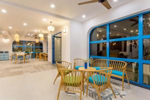 Santorin HoiAn Villa