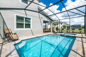 Seven Bedroom House room in Moonglow Retreat