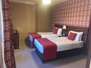Twin Room room in Chieftain Hotel