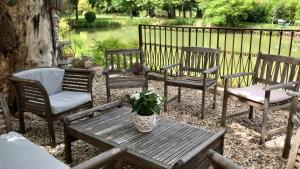 Maisons de vacances Le Moulin Haut Gites, Bien-Etre et Permaculture : photos des chambres