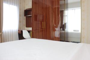 Deluxe 2BR at The Green Kosambi Bandung Apartment By Travelio