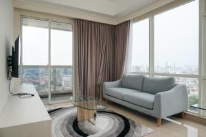 Best Price and Comfortable 2BR with Private Lift Apartment at Menteng Park By Travelio