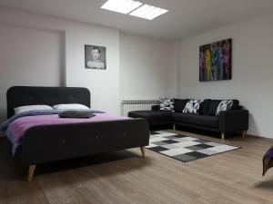 Double Room room in Rooms Madison