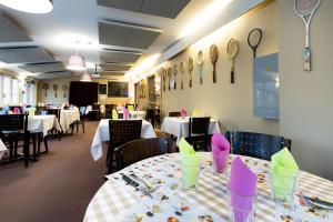 Hotels Hotel-Restaurant Espace Squash 3000 : photos des chambres