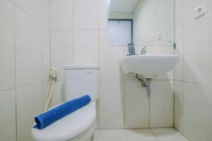 Vintage Studio Apartment at Nifarro Park By Travelio