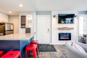 Blue Mountain (1 bedroom) Escape at North Creek Resort