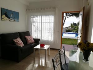 Verdemar Apartment with Sea View and Garden