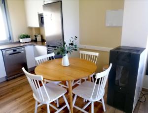 Casa apartamento a pie de playa Areabrava - en Cangas - Hio -Galicia- España