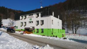 3 star penzion Pension & restaurace Zelen&yacute; Ml&yacute;n Žacl&eacute;ř Če&scaron;ka