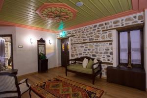 Orologopoulos Mansion Luxury Hotel Kastoria Greece