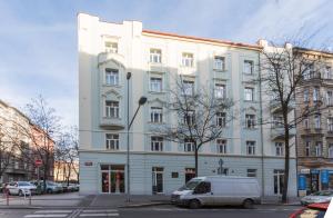 Lampi Aparthotel Prague