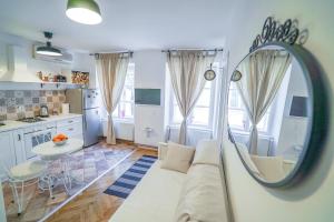 Serene apartment ELENA 